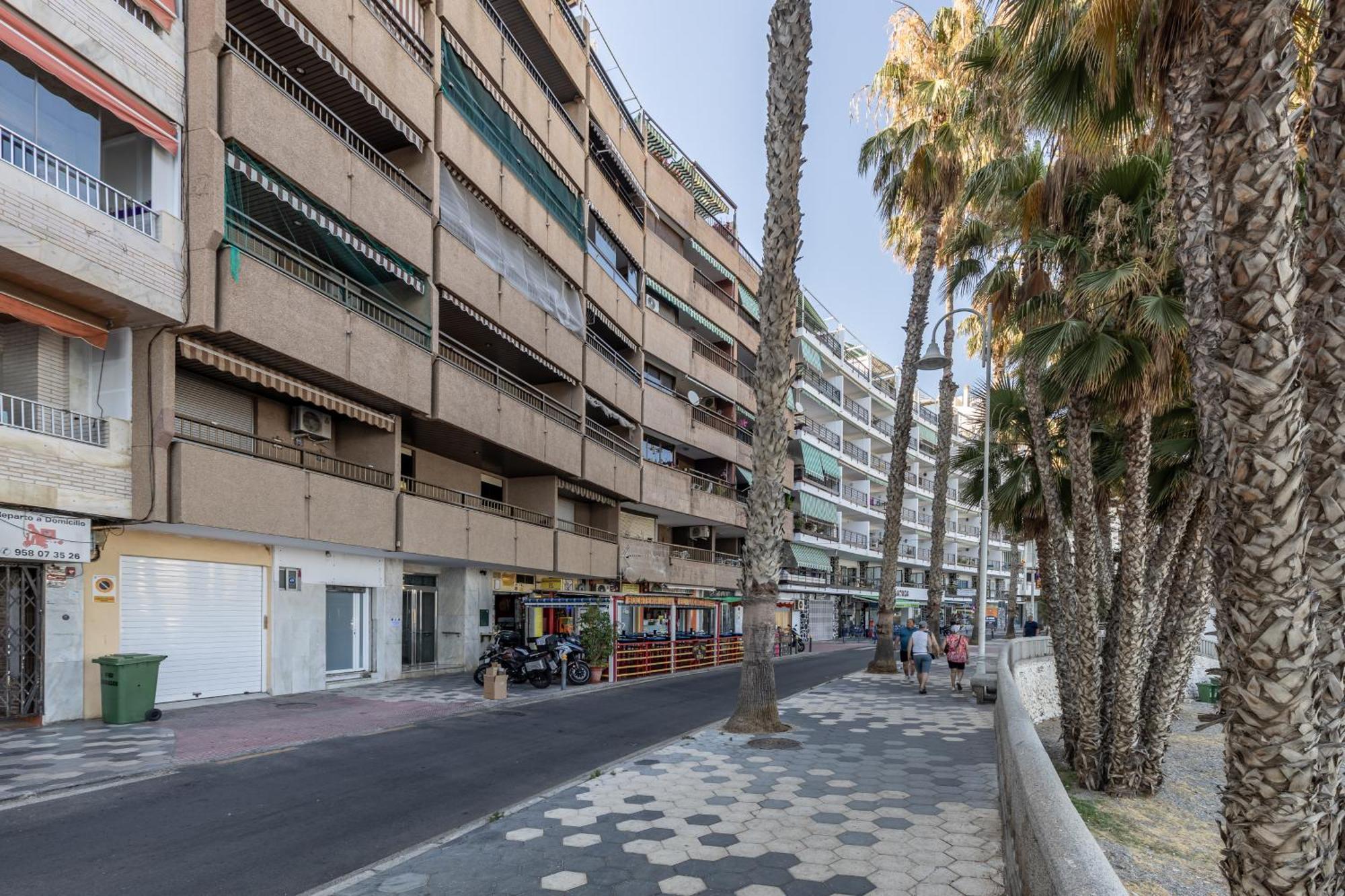 atico primera linea de playa Almuñécar Exterior foto